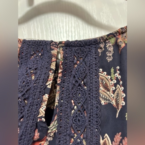Collective Concepts paisley Blouse women’s Size XL boho keyhole crochet lace - Picture 6 of 16